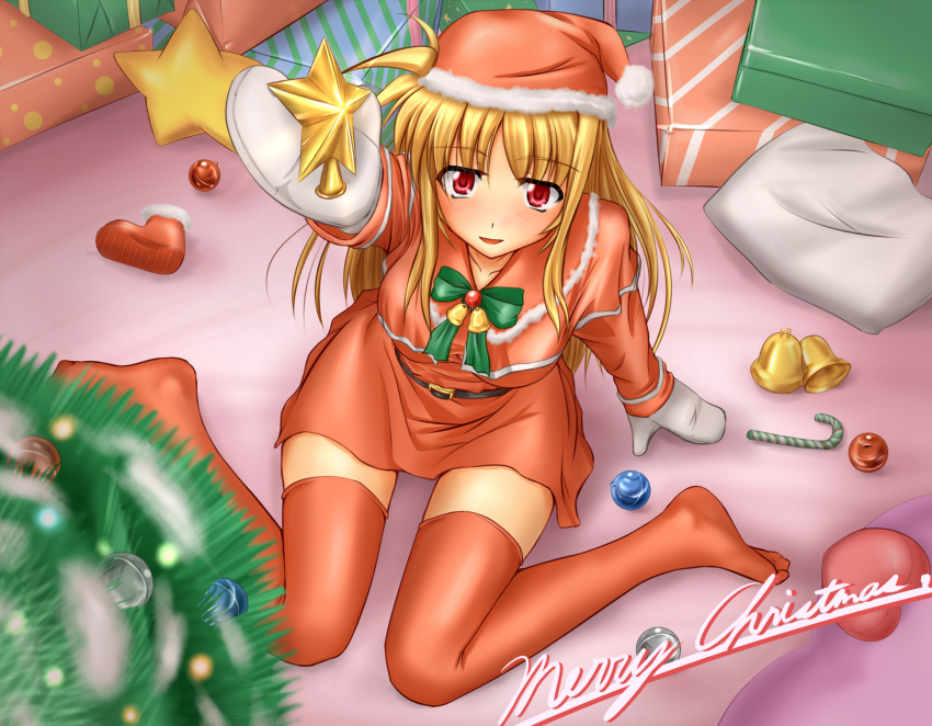 bell blonde_hair blush bow candy_cane christmas christmas_tree dress fate_testarossa gift hat highres long_hair lyrical_nanoha mahou_shoujo_lyrical_nanoha mahou_shoujo_lyrical_nanoha_strikers merry_christmas mittens moonlight_(artist) moonlight_(base) red_eyes red_legwear red_thighhighs santa_costume santa_hat sitting star thighhighs