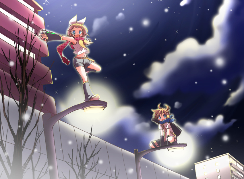 brother_and_sister detached_sleeves hair_ribbon highres kagamine_len kagamine_rin nao_(flake) night ribbon scarf short_hair shorts siblings snow twins vocaloid