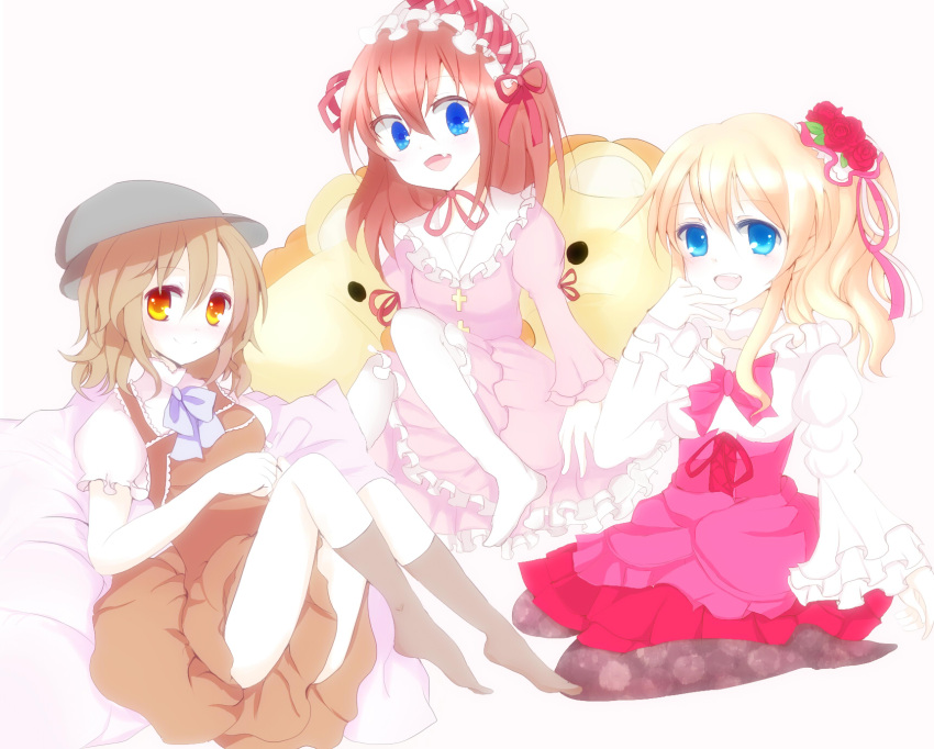 blonde_hair blue_eyes brown_hair dress flower hair_ornament hat highres pantyhose ponytail shannon shromann socks umineko_no_naku_koro_ni ushiromiya_jessica ushiromiya_maria yellow_eyes