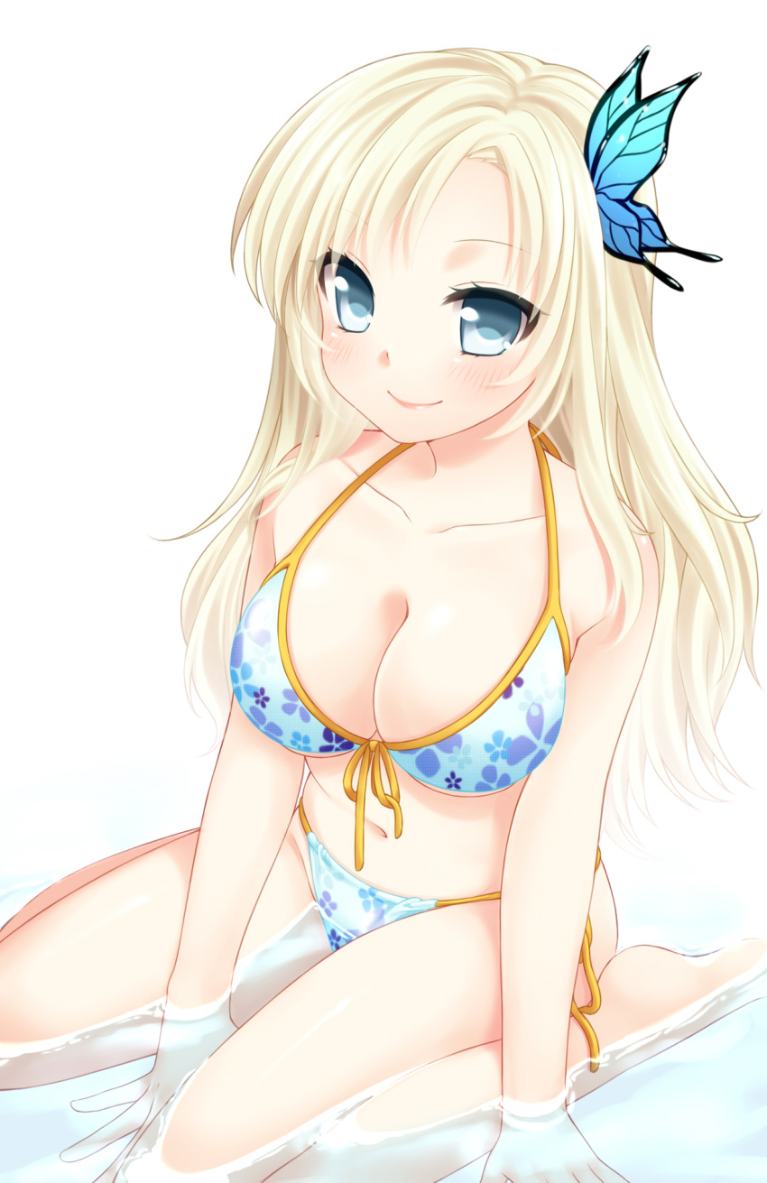 bikini blonde_hair blue_eyes blush boku_wa_tomodachi_ga_sukunai breasts butterfly_hair_ornament cleavage collarbone etou_(cherry7) floral_print front-tie_top hair_ornament highres kashiwazaki_sena large_breasts light_smile lips long_hair looking_at_viewer navel partially_submerged side-tie_bikini simple_background sitting smile solo swimsuit wariza water