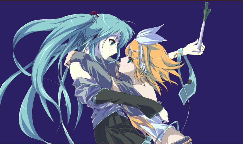 2girls aqua_eyes aqua_hair blonde_hair blue_eyes hatsune_miku kagamine_rin leek twintails vocaloid yuri