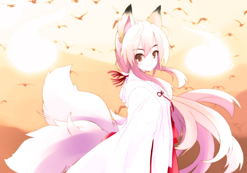 animal_ears colored fox_ears japanese_clothes multiple_tails original smile solo tail yume_shokunin