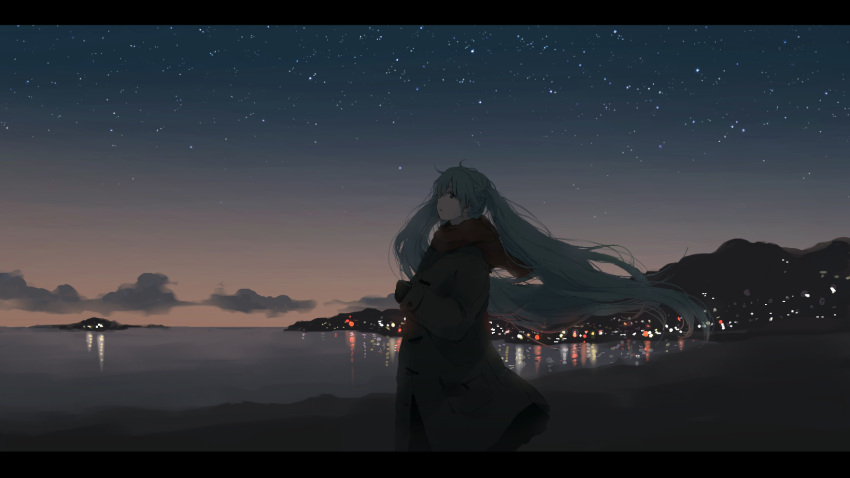 blurry bokeh city_lights cloud clouds coat depth_of_field green_eyes green_hair hair_between_eyes hanno hatsune_miku highres horizon letterboxed long_hair night ocean outdoors sky solo star_(sky) starry_sky twintails very_long_hair vocaloid wind