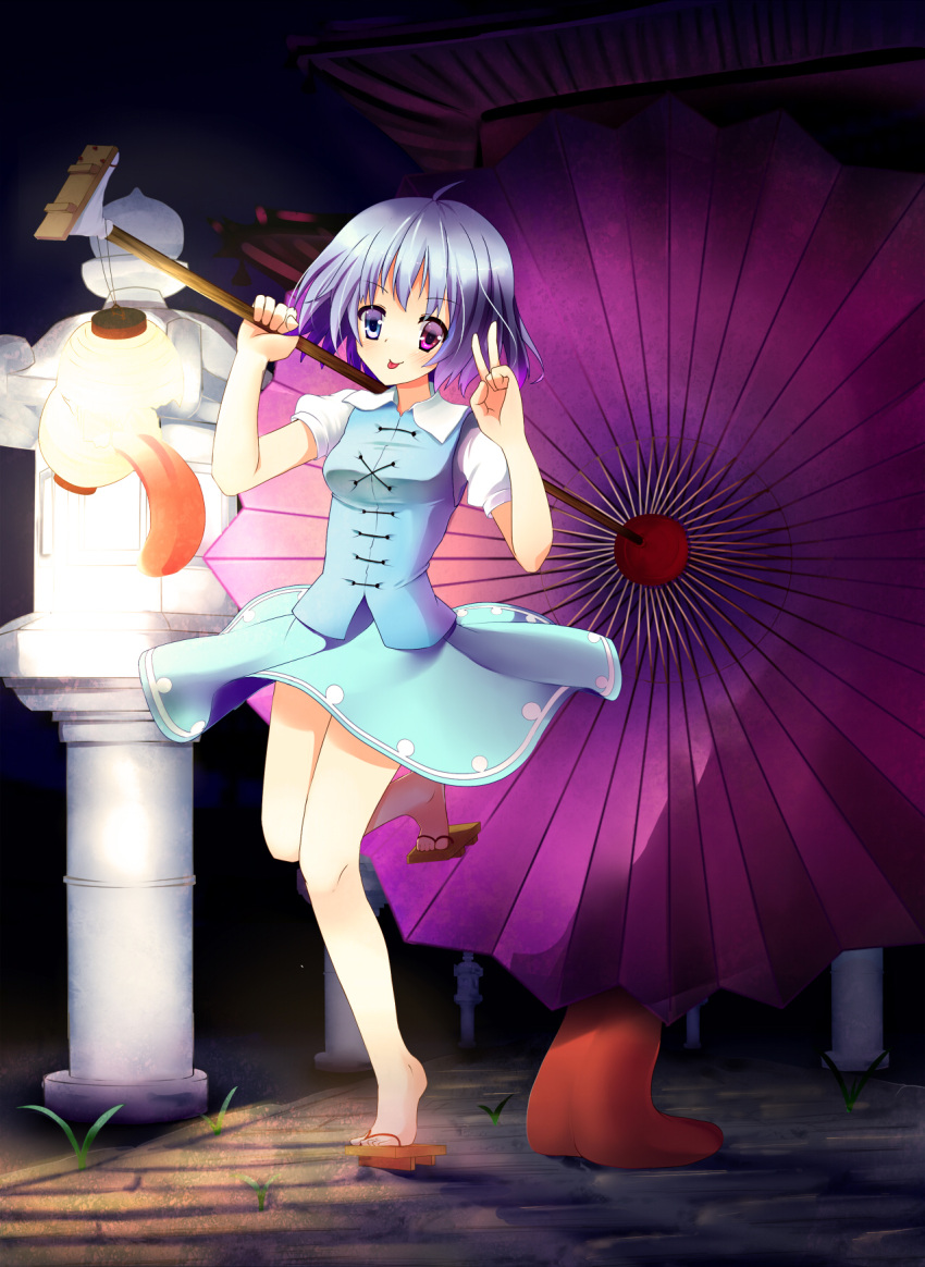 :p bad_id blue_eyes blue_hair blush chouchin_obake dx_(dekusu) geta green_hair heterochromia highres ikuodx karakasa_obake lantern night one-eyed paper_lantern red_eyes short_hair skirt smile solo stone_lantern tatara_kogasa tongue touhou umbrella v