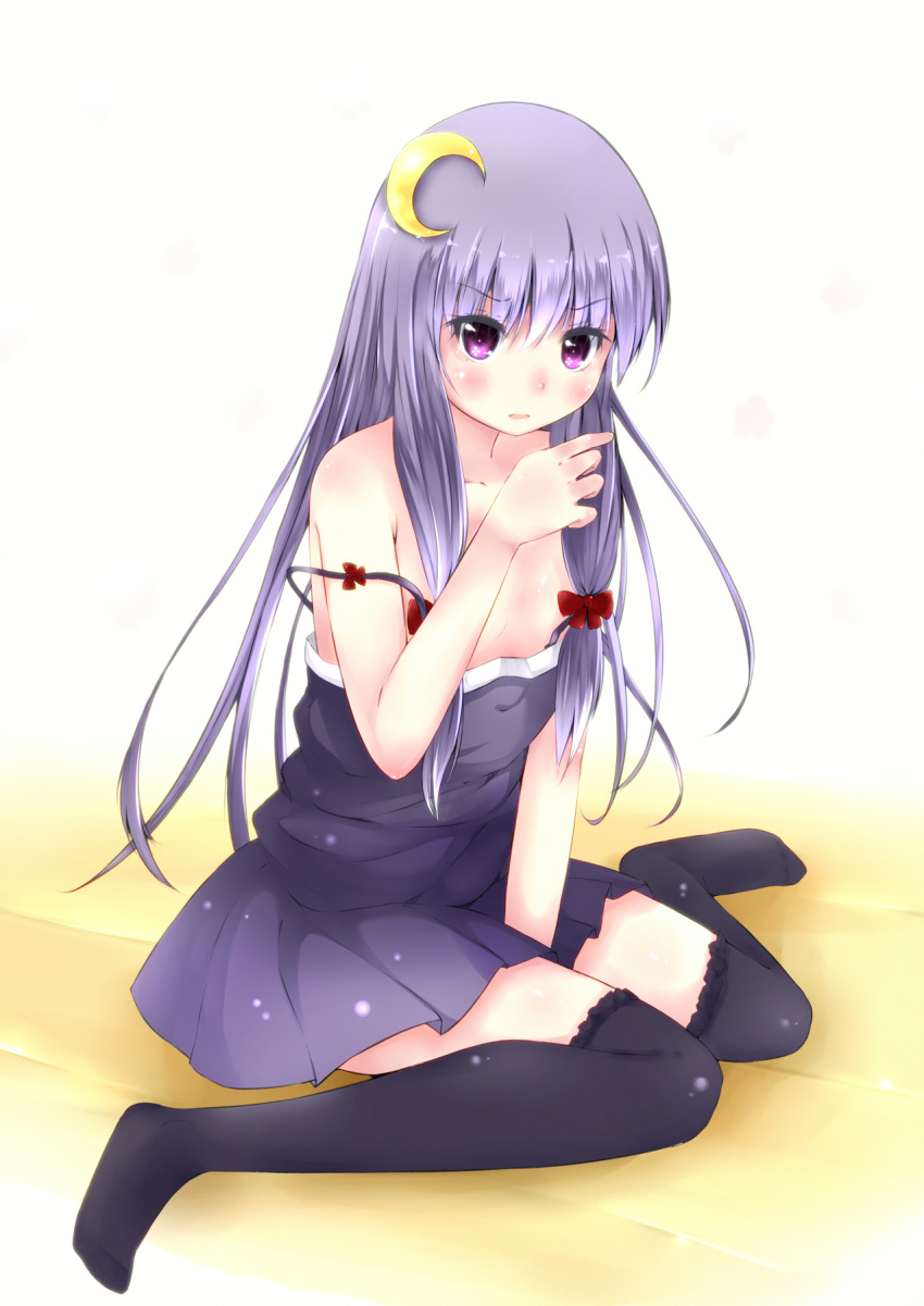 alternate_costume amatsuki_hotaru black_legwear blush crescent dress highres long_hair looking_at_viewer no_hat no_headwear off_shoulder patchouli_knowledge purple_eyes purple_hair sitting solo strap_slip thigh-highs thighhighs touhou violet_eyes wariza