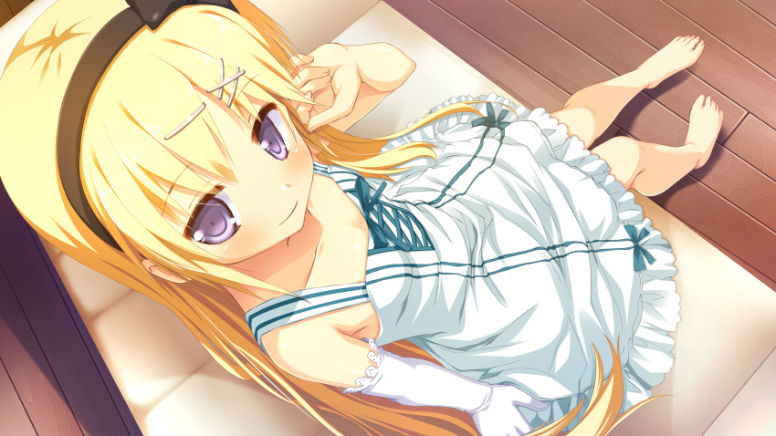 alcot artist_request barefoot blonde_hair close couch dress elbow_gloves feet flat_chest from_above game_cg gloves hair_ornament hairband hairclip highres long_hair looking_up naka_no_hito_nado_inai naka_no_hito_nado_inai! narumi_yuu nimura_yuuji purple_eyes single_glove sitting smile sundress toes