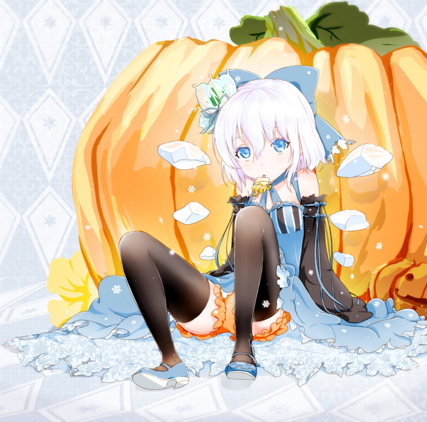alternate_costume bare_shoulders black_legwear bloomers blue_dress blue_eyes bow cirno detached_sleeves dress floral_print flower frog frozen hair_bow hair_flower hair_ornament highres ice_flower jack-o'-lantern jack-o'-lantern long_sleeves looking_at_viewer mary_janes popsicle pumpkin pumpkin_pants ribbon_choker shoes short_hair silver_hair sitting solo spread_legs thigh-highs thighhighs touhou upskirt wide_sleeves wings yamada_ranga