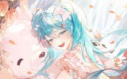 hatsune miku from vocaloid