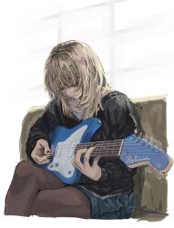 kawaragi momoka from girls band cry by suzunashi susumu