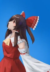 hakurei reimu from touhou