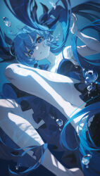 hatsune miku from vocaloid by tuzhate