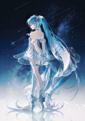 hatsune miku from miku symphony (vocaloid)