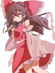 hakurei reimu from touhou