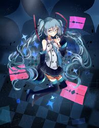 hatsune miku from vocaloid by nadinehuifu