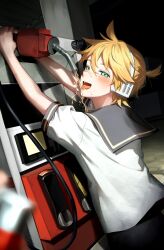kagamine len from vocaloid by aruminsuko