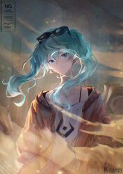 hatsune miku from suna no wakusei (vocaloid)