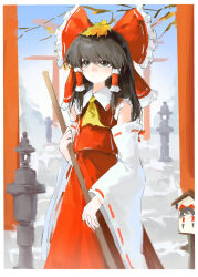 hakurei reimu from touhou