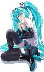 hatsune miku from vocaloid