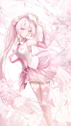 hatsune miku from pixiv