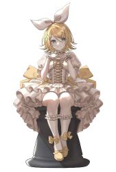 kagamine rin from vocaloid by eillish a sve