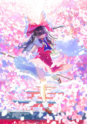 hakurei reimu from touhou