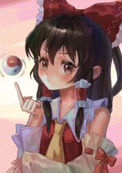 hakurei reimu from touhou