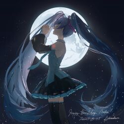 hatsune miku from vocaloid