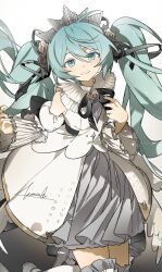 hatsune miku from miku symphony (vocaloid) by kamanberu sando