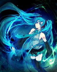 hatsune miku from vocaloid by yue (pixiv)