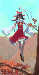 hakurei reimu from touhou