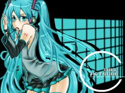 hatsune miku from vocaloid by nokko