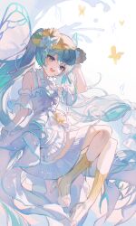 hatsune miku from vocaloid
