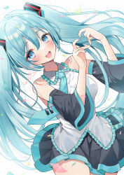 hatsune miku from vocaloid by mintsu (ichi--kun)