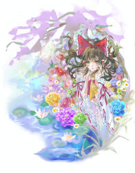 hakurei reimu from touhou