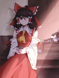hakurei reimu from touhou