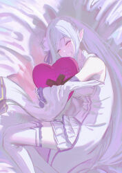 emilia (re:zero) from re:zero kara hajimeru isekai seikatsu