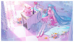 hatsune miku from vocaloid