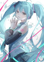 hatsune miku from vocaloid by oyuyu