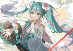 hatsune miku from vocaloid by oyuyu
