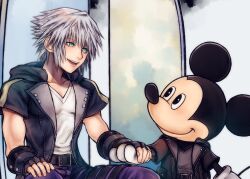 mickey mouse from disney by mim (mimya0600)