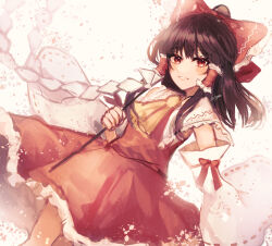 hakurei reimu from touhou