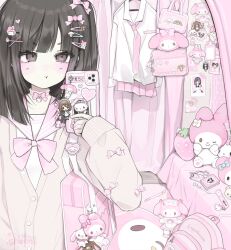 hello kitty (character) from hello kitty