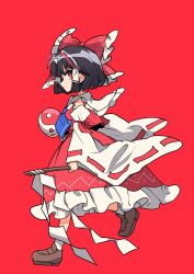 hakurei reimu from touhou