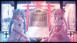 hatsune miku from vocaloid by sakakidani