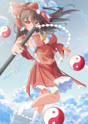 hakurei reimu from touhou