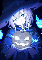 shirakami fubuki from halloween