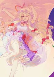 yakumo yukari from touhou by taasuukeeteeeee