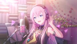 megurine luka from project sekai by colorful palette