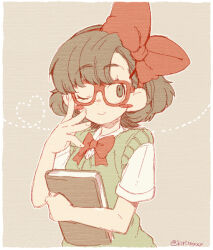 minnie mouse from disney by kiri futoshi