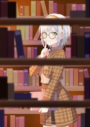 hinomori shiho from project sekai